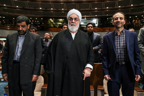 ضرغامی رفت؛ فرش قرمز صداوسیما برای سرافراز